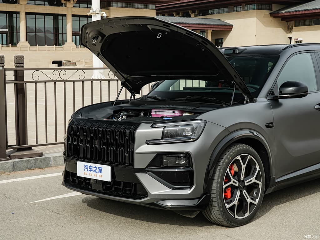 Zeekr 8X ADAS وLiDAR للوكلاء في الخارج